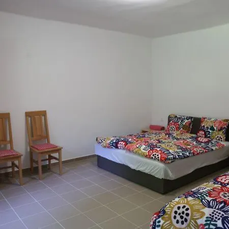 Maison d'hôtes Garamszegi Szajki Vendeghaz Hosszupereszteg
